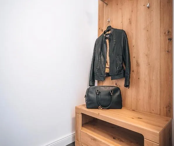 Hotel Sleep Point - Self Check In 3*